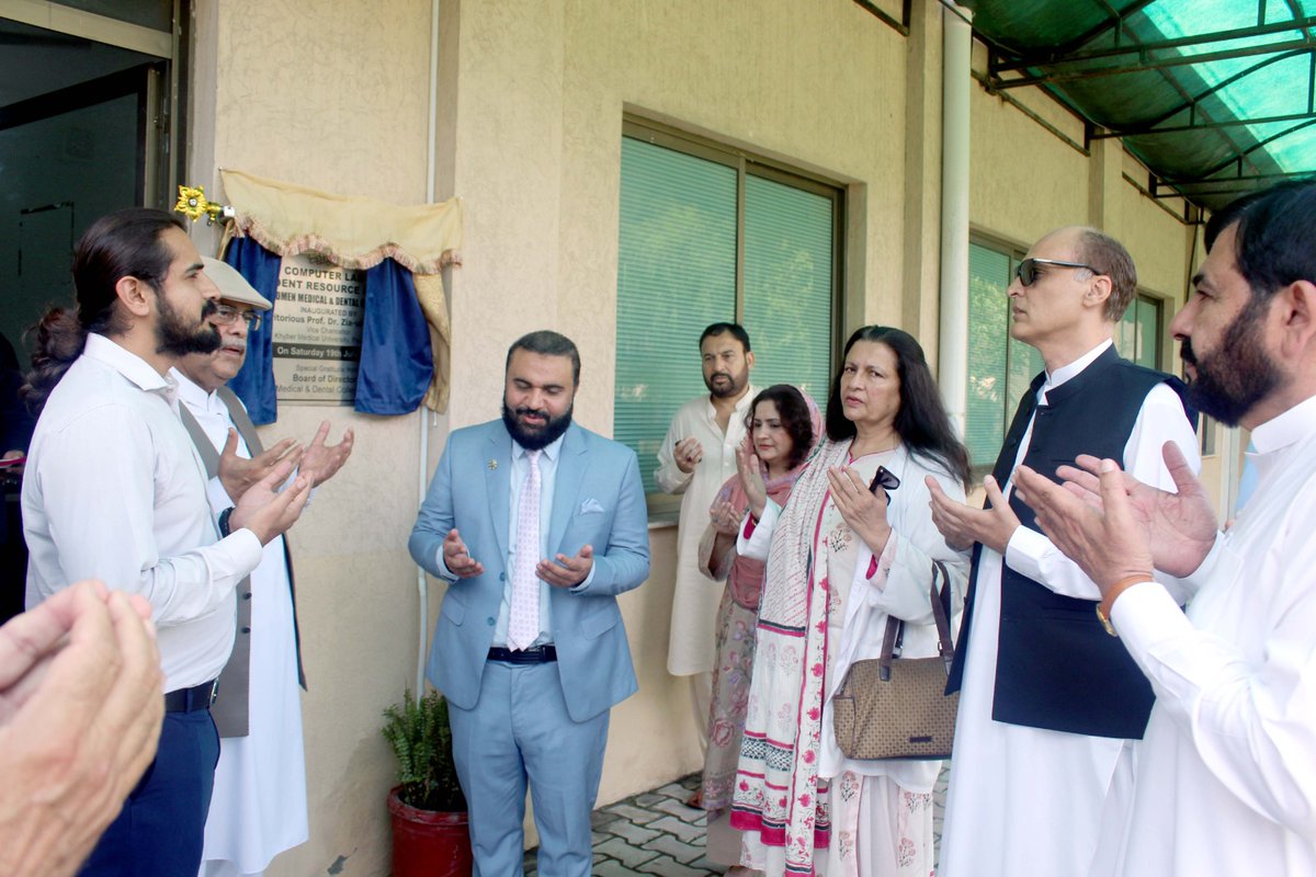 WMC_Officials's tweet photo. KMU VC Inaugurates WMC Computer Exam Lab – 19 July 2025
VC praised WMC's modern assessment infrastructure &amp; commitment to academic excellence.
#MedEd https://t.co/prSJ6ac3eH
