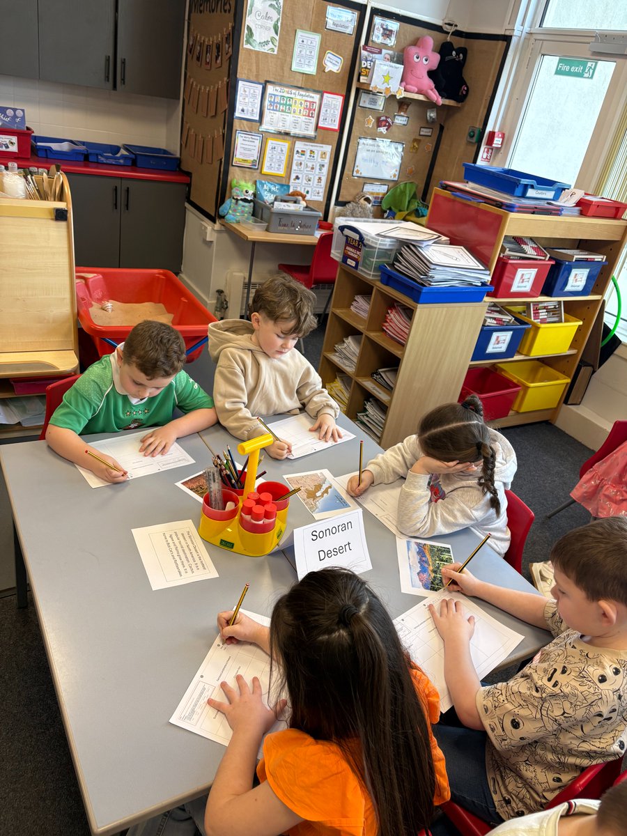 Rowena Academy tweet media