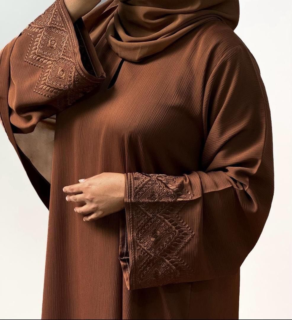 Misskubraa1's tweet image. Where are the coffee lovers 
Dubai abaya zoom material
Size: 54-62
Price: 27k
Location: Kano
We deliver nationwide 
Retweet Fisabilillah 🙏