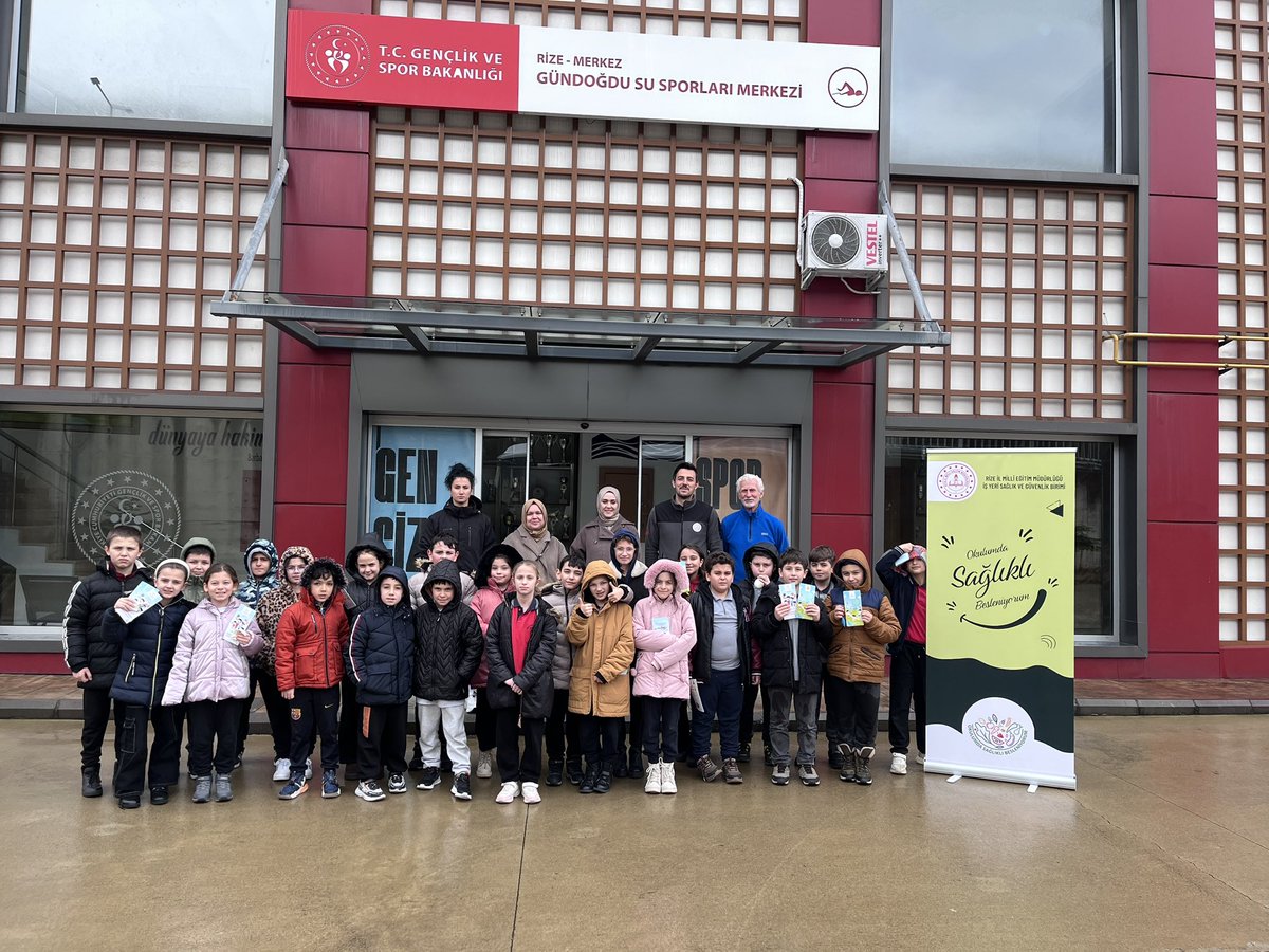 rizememisgb's tweet photo. 📍 4 Mart Dünya Obezite Günü’nde Öğrenciler Kürekle Sağlığa Açıldı 🚣‍♂️

4 Mart Dünya Obezite Günü kapsamında öğrencilerimiz, sağlıklı yaşam bilinci kazanmak ve fiziksel aktivitenin önemini yerinde deneyimlemek amacıyla Gündoğdu Su Sporları Tesisleri’ni ziyaret etti. https://t.co/xiIcwoahoz