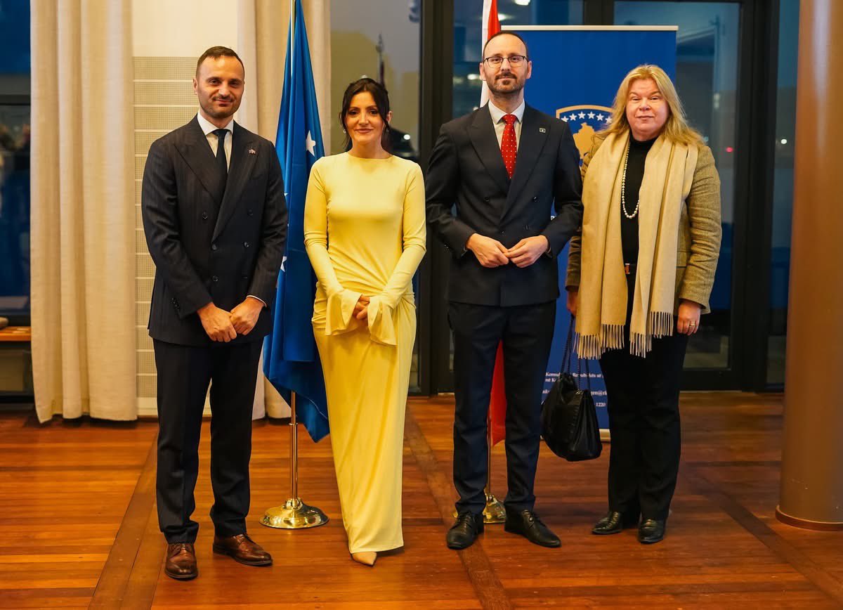 KosovoinDe's tweet photo. The Consulate of the Republic of Kosova in Copenhagen marked 18th Independence Anniversary with a dignified ceremony attended by diplomats, Danish officials, and our diaspora. Grateful for Denmark’s continued support and partnership.

Happy Independence Day! 🇽🇰🇩🇰
@FarukAjeti https://t.co/AriDV33Hna