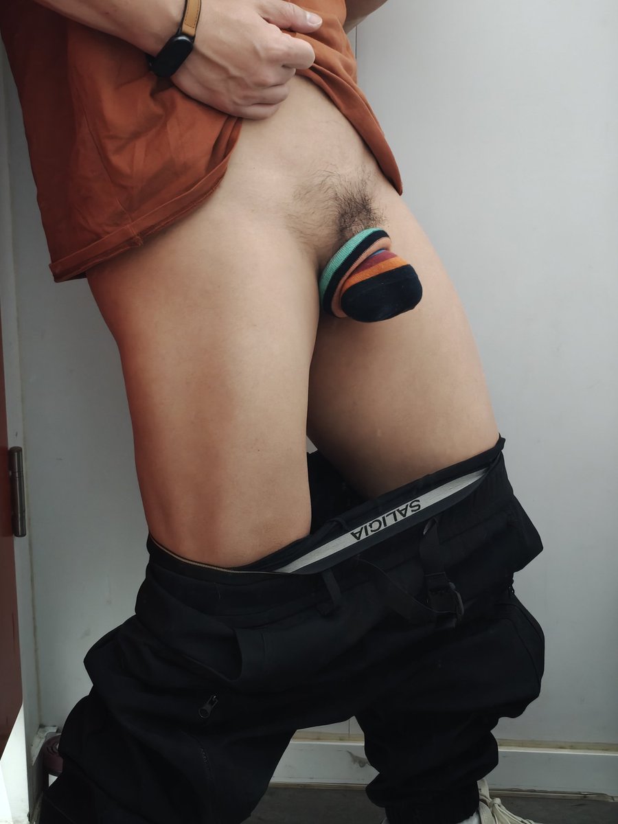 KiniS999 tweet media