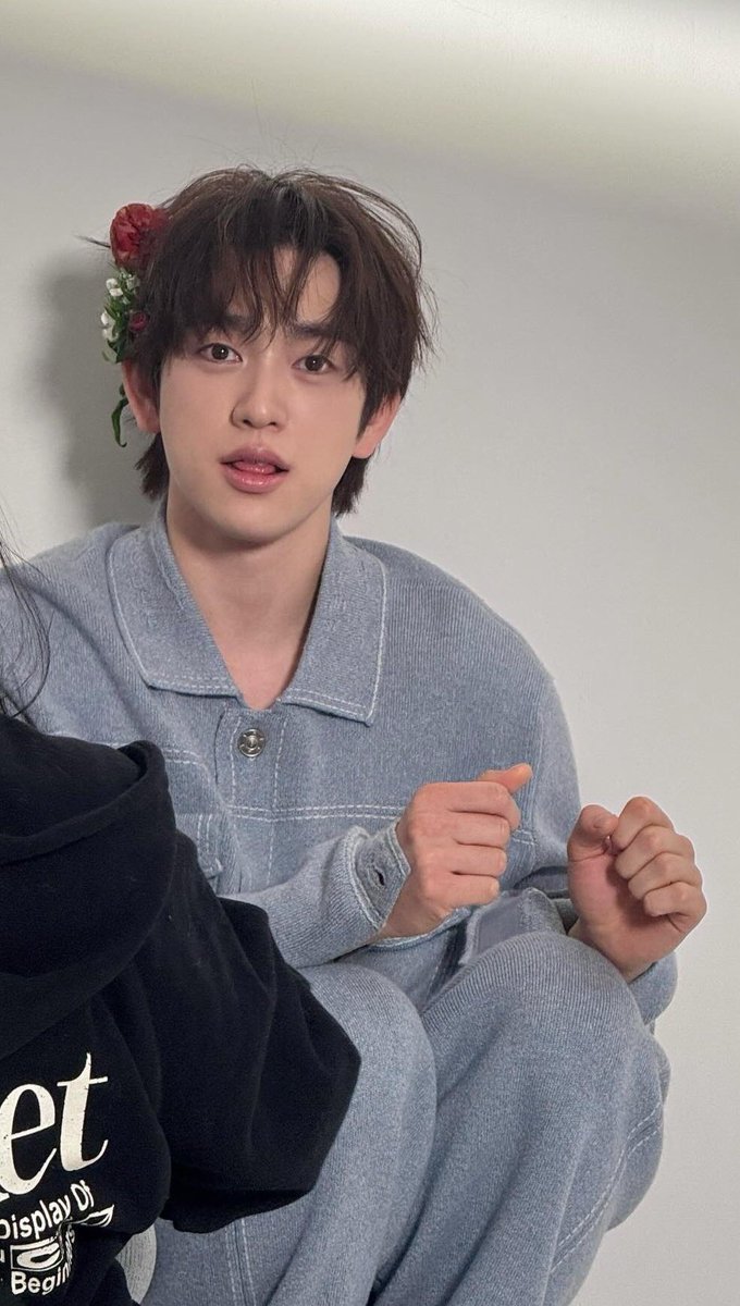 kyumschoco's tweet photo. JinBam posting in 2026 https://t.co/EBQMXoFv83
