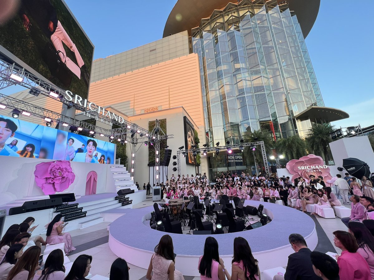 ตื่นเต้นแล้ววว 💕

#SrichandPDRNxBamBam 
#SRICHANDxBamBam