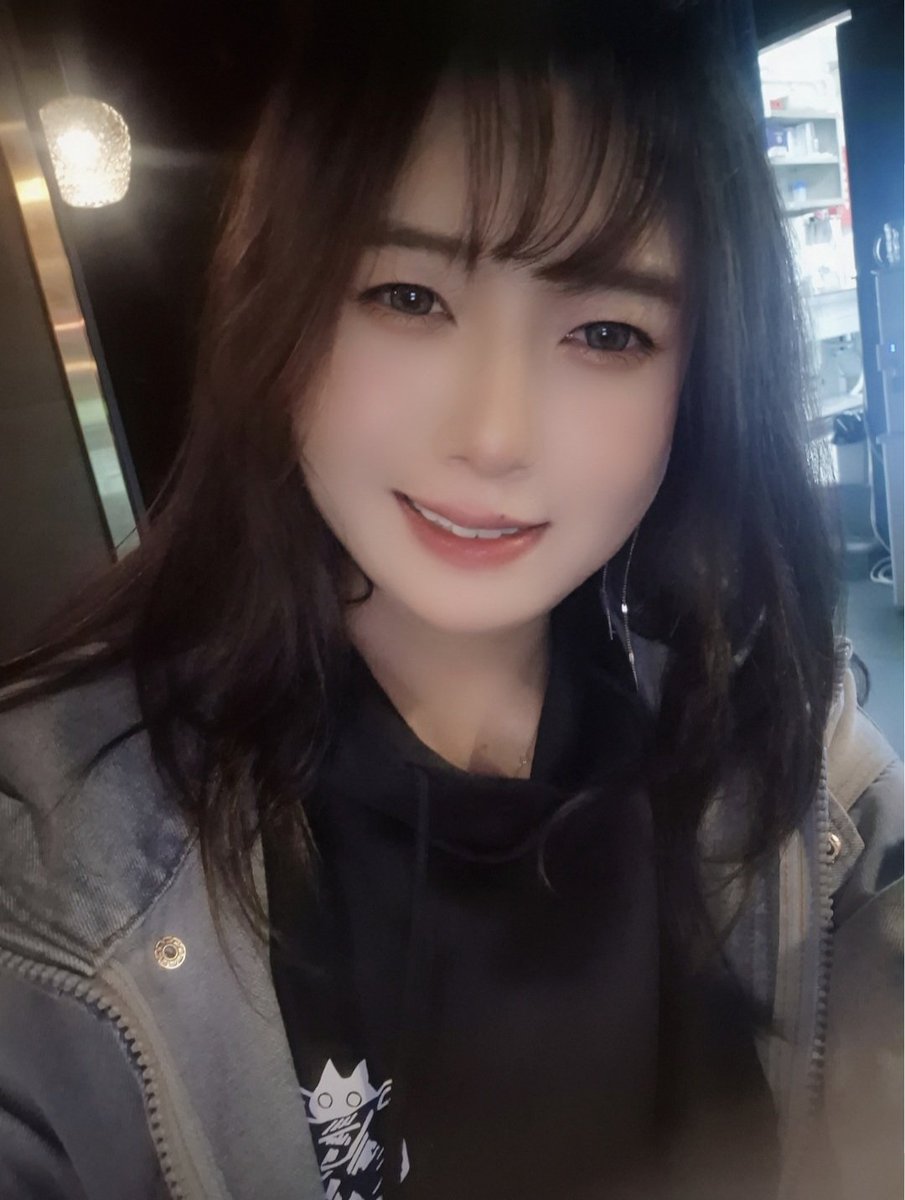 크림 💕 tweet media