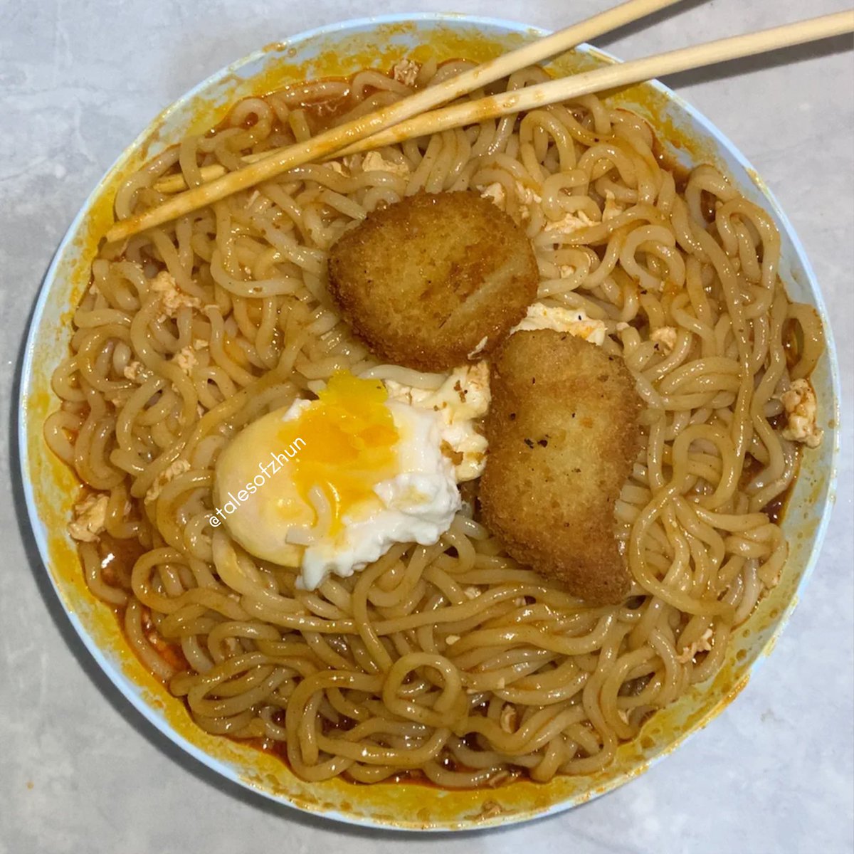 talesofzhun's tweet photo. Tebak ini ramen apa 🤭??

clue : 30.000 dapet 6 pcs

(maaf gabisa plating 🥲) https://t.co/ZuHJ4yoDRo