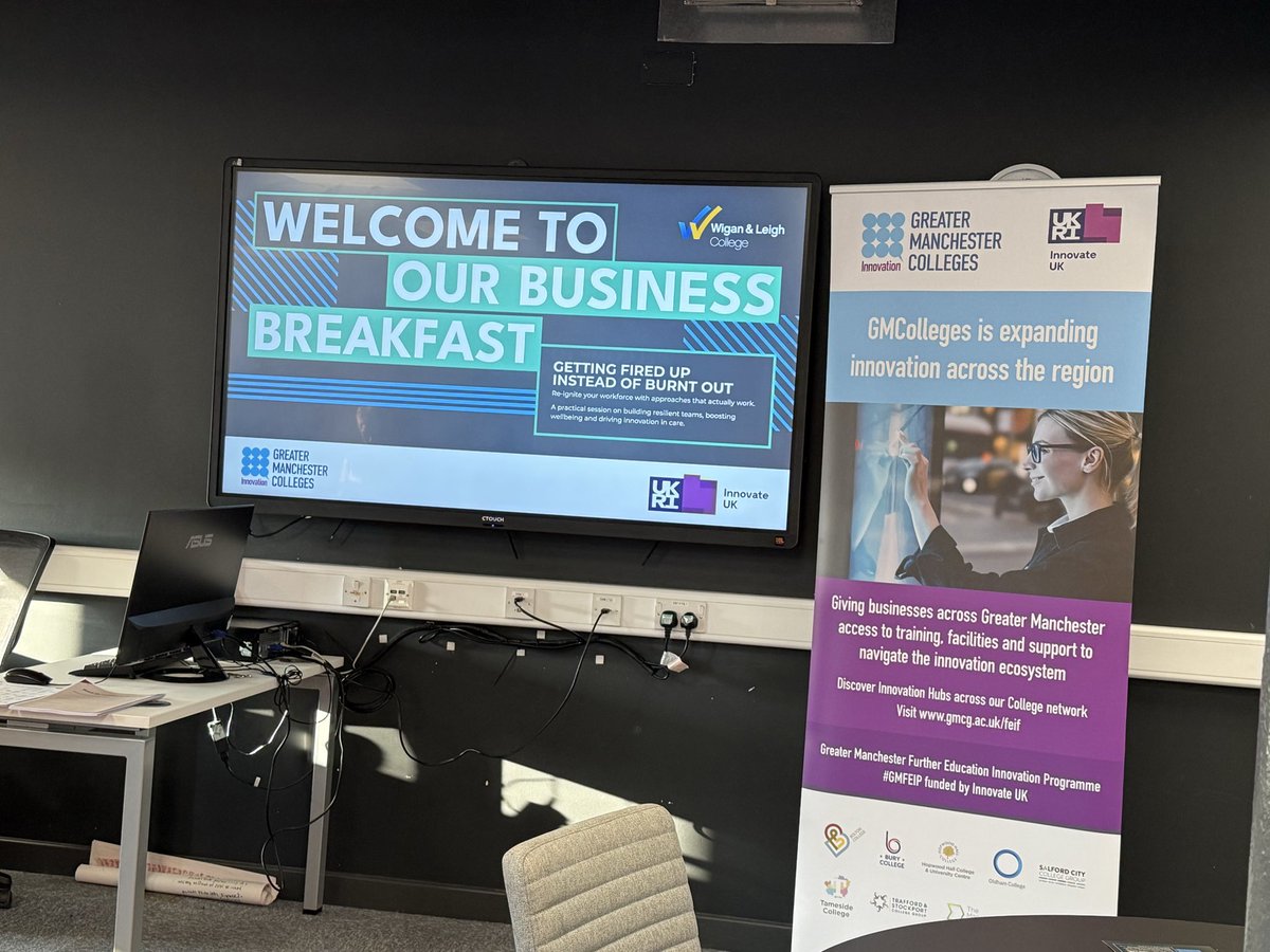 MilwardLaura's tweet photo. A great start to Wednesday morning @wiganleighcol Breakfast meeting https://t.co/JMIke1qeeJ