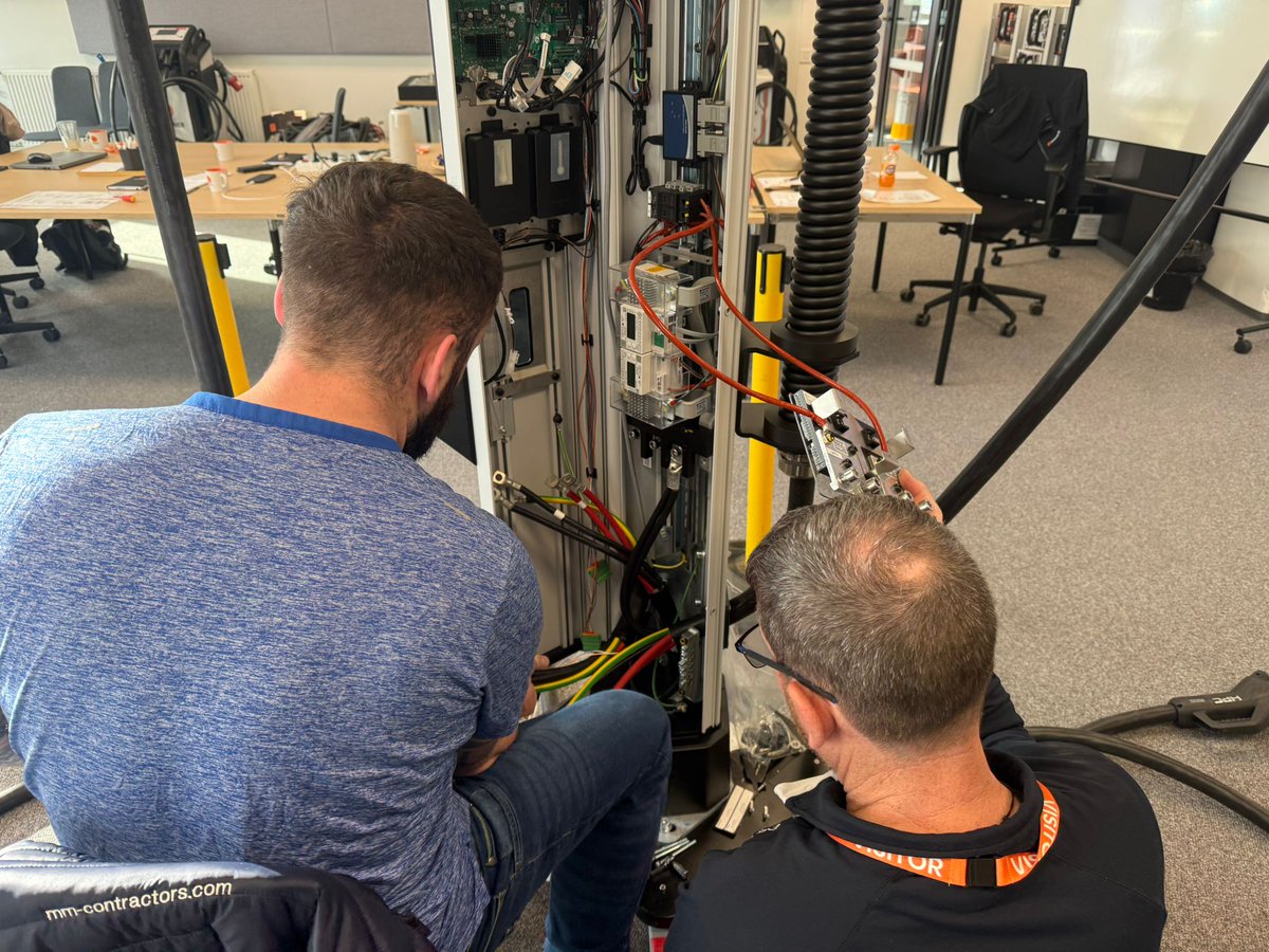 M & M Contractors (Europe) Ltd tweet media