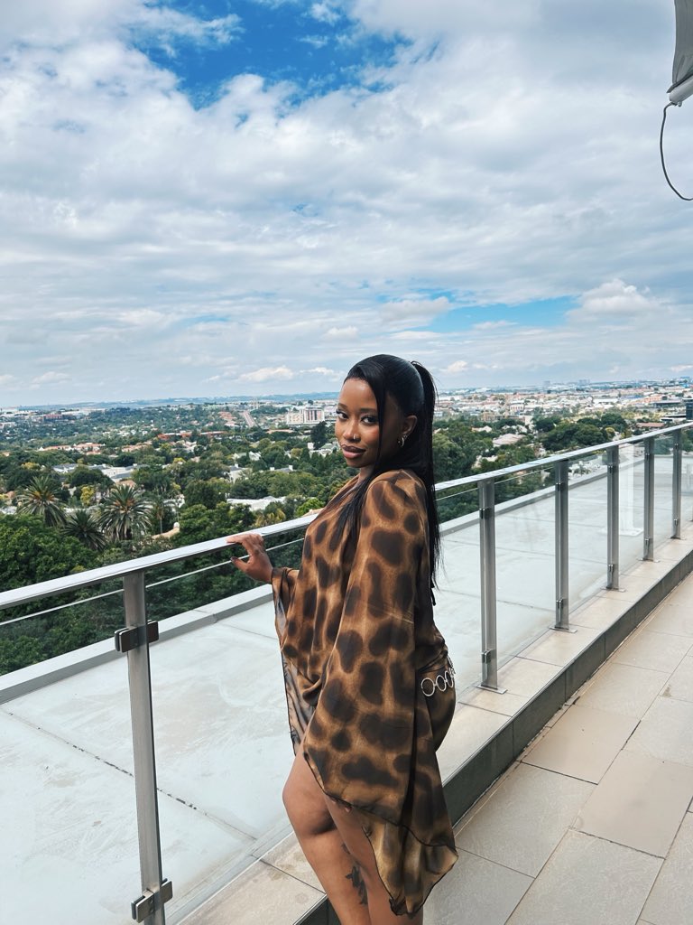 Kellie.Brown. tweet media