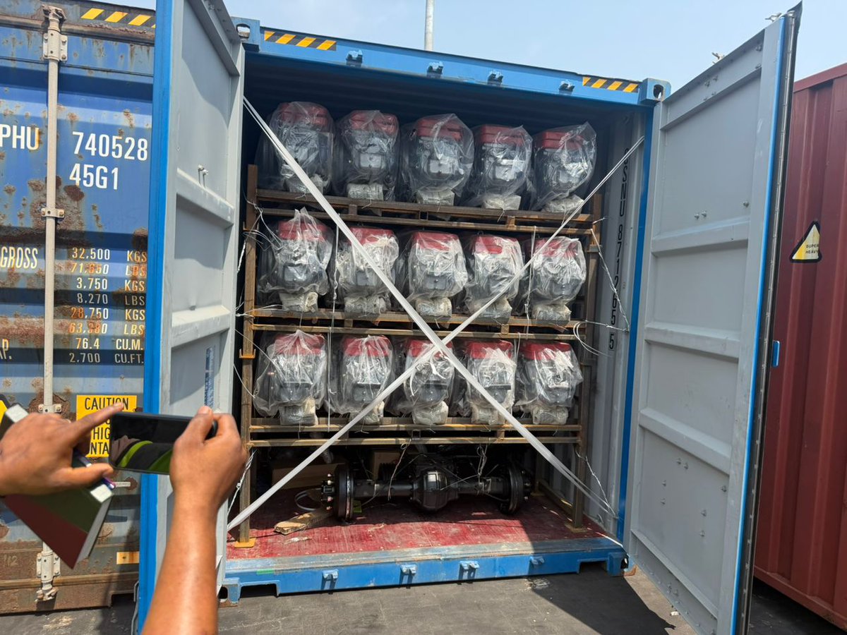 utvghana's tweet photo. The Environmental Protection Authority (EPA) has intercepted an additional 1,070 Chanfang machines concealed in separate containers at the Tema Port.

#UTVGhana https://t.co/pQB6sWxycN