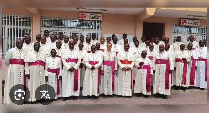 #RDC #URGENT: Dans une lettre adressée à ses collègues, l'évêque du Diocèse de #Mbujimayi, Monseigneur Emmanuel Bernard Kasanda déplore la trajectoire dangereuse que prend la CENCO ces dernières années, tenant même des propos teintés de tribalisme dans le leur groupe whatsapp et