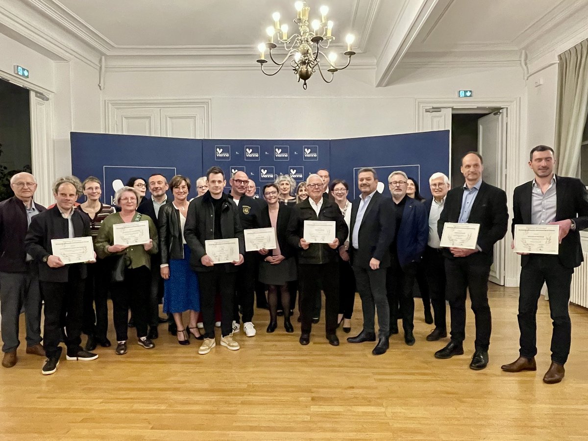 Département de la Vienne tweet media