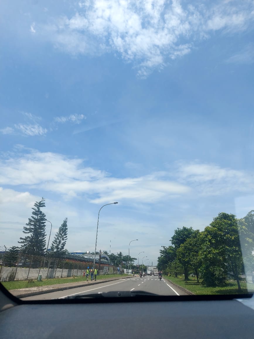 itsmenun's tweet photo. kerjanya jalan-jalan mulu😌 https://t.co/n1zKN1S6rs