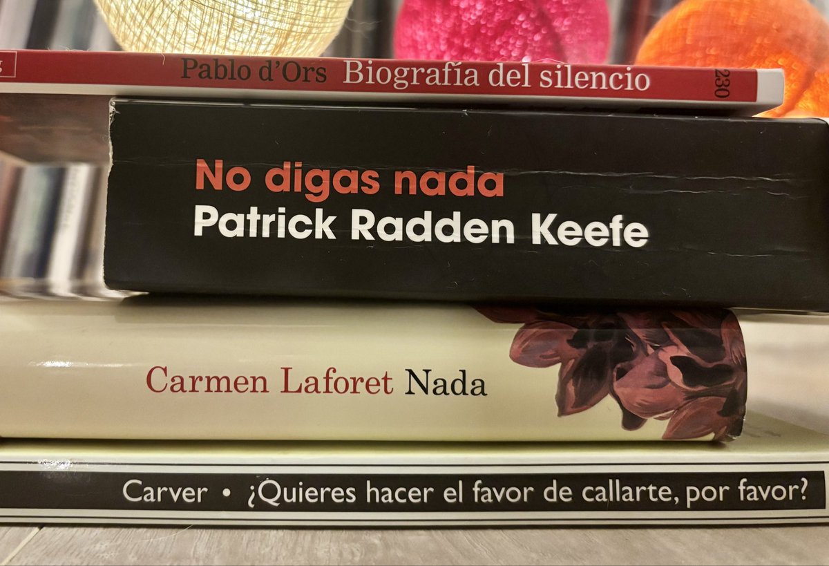Títulos Oficiales #5

“Biografía del silencio: no digas nada. ¡Nada! ¿Quieres hacer el favor de callarte, por favor?”

Con Pablo D’Ors, Patrick Radden Keefe, Carmen Laforet, Raymond Carver.
