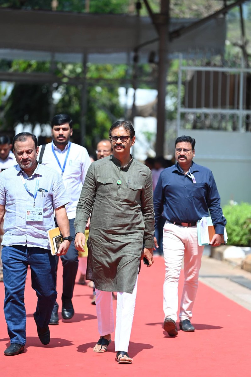 Rahul Subhash Kool tweet media