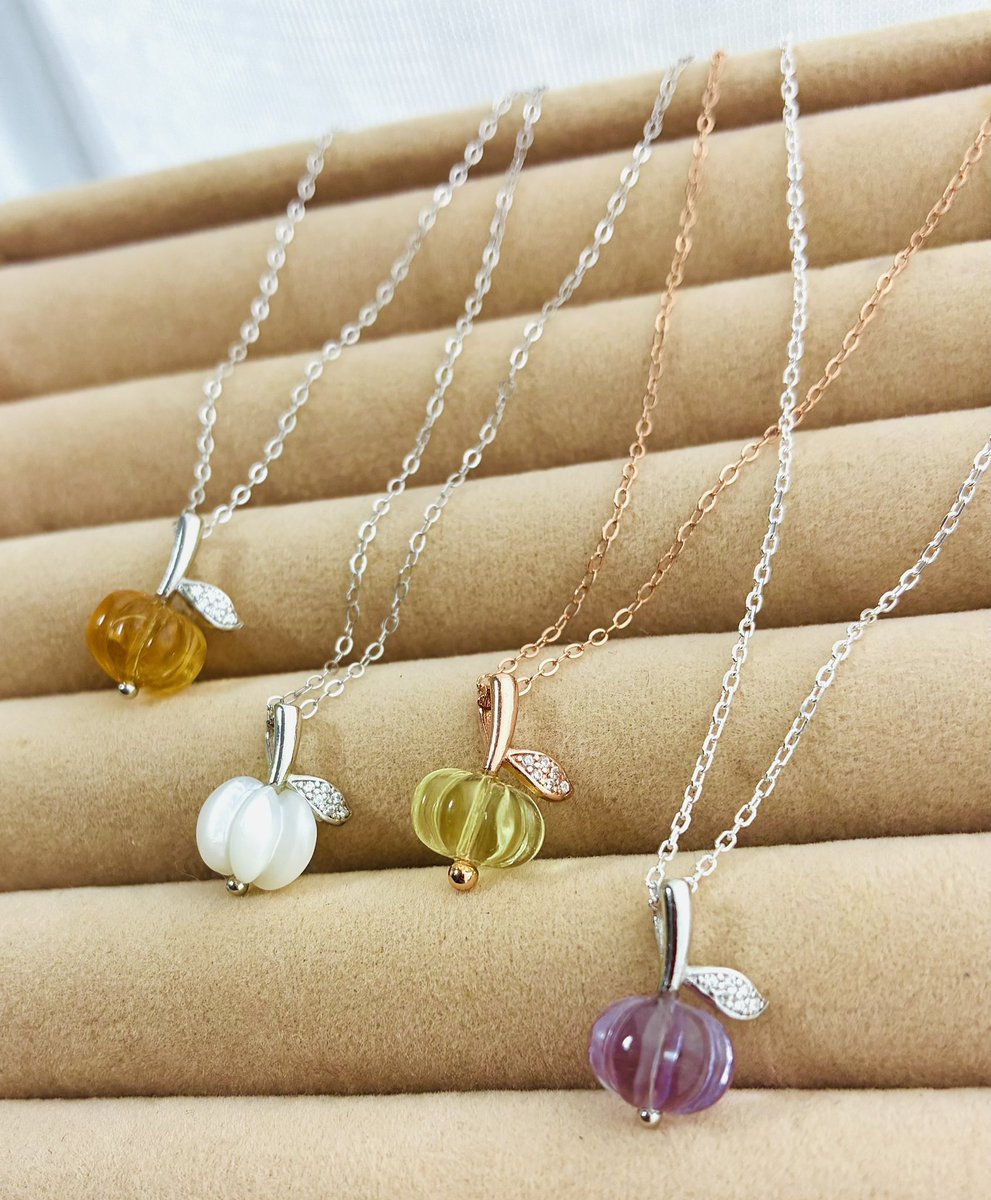 かわいらしいカットの天然石を手に入れたので、やらなきゃいけない確定