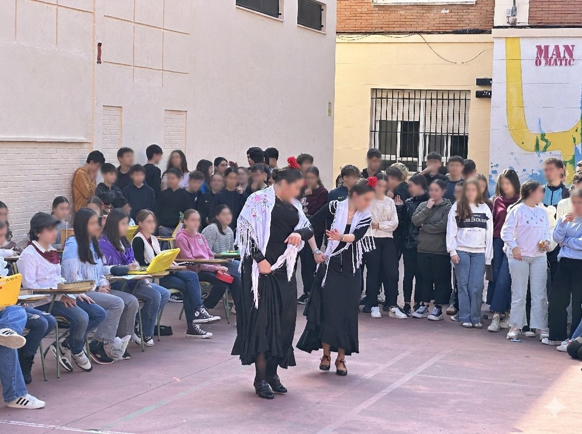 IES Alonso Sánchez tweet media