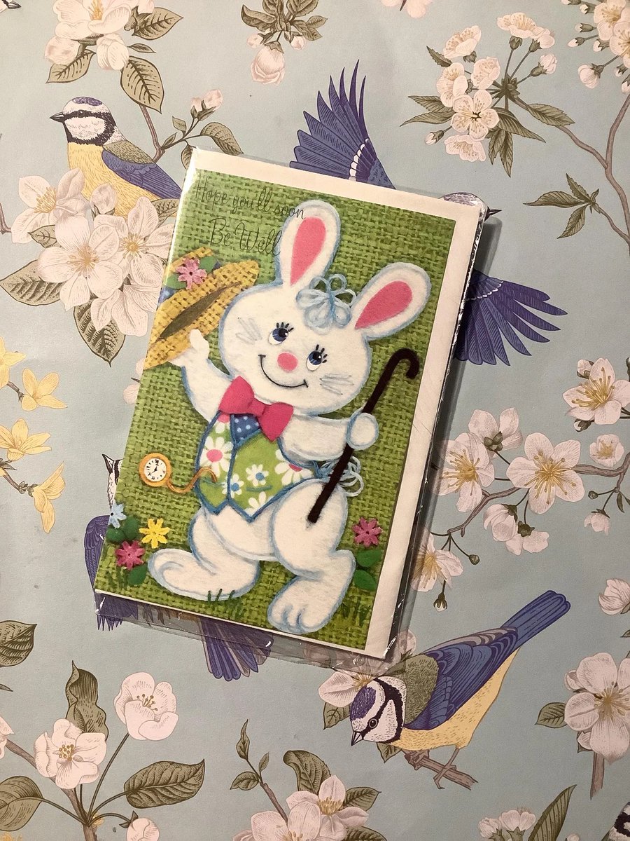 WatsonsVintage's tweet image. ONLY ONE AVAILABLE! EXTREMELY RARE Circa 1960s Unused 'Hope You'll Soon Be Well Soon' Card - ADORABLE White Rabbit Design - Sweet Greeting - Kitsch/Retro Card etsy.me/3MGnD2b via @Etsy #VintageCards #GetWellCards #RabbitDesign #60snostalgia #kitsch #retro