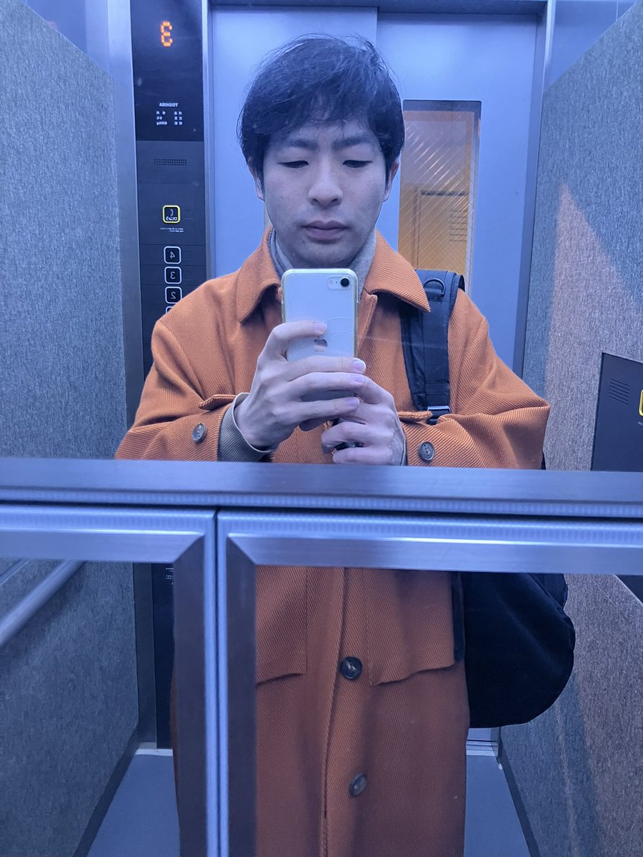 5か月ぶりに髪を切りました。
ビートルズの初期アルバム「Please Please Me」の髪型を注文しました。