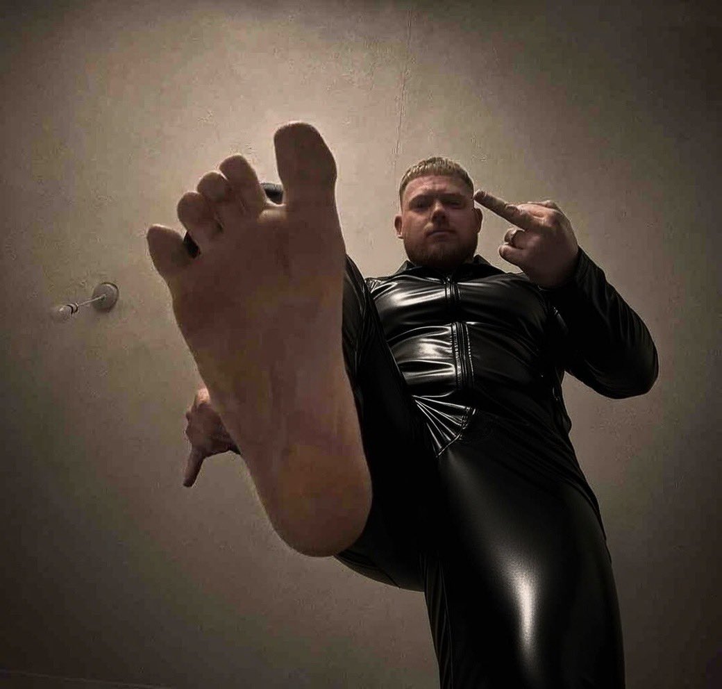 slave jeremy tweet media