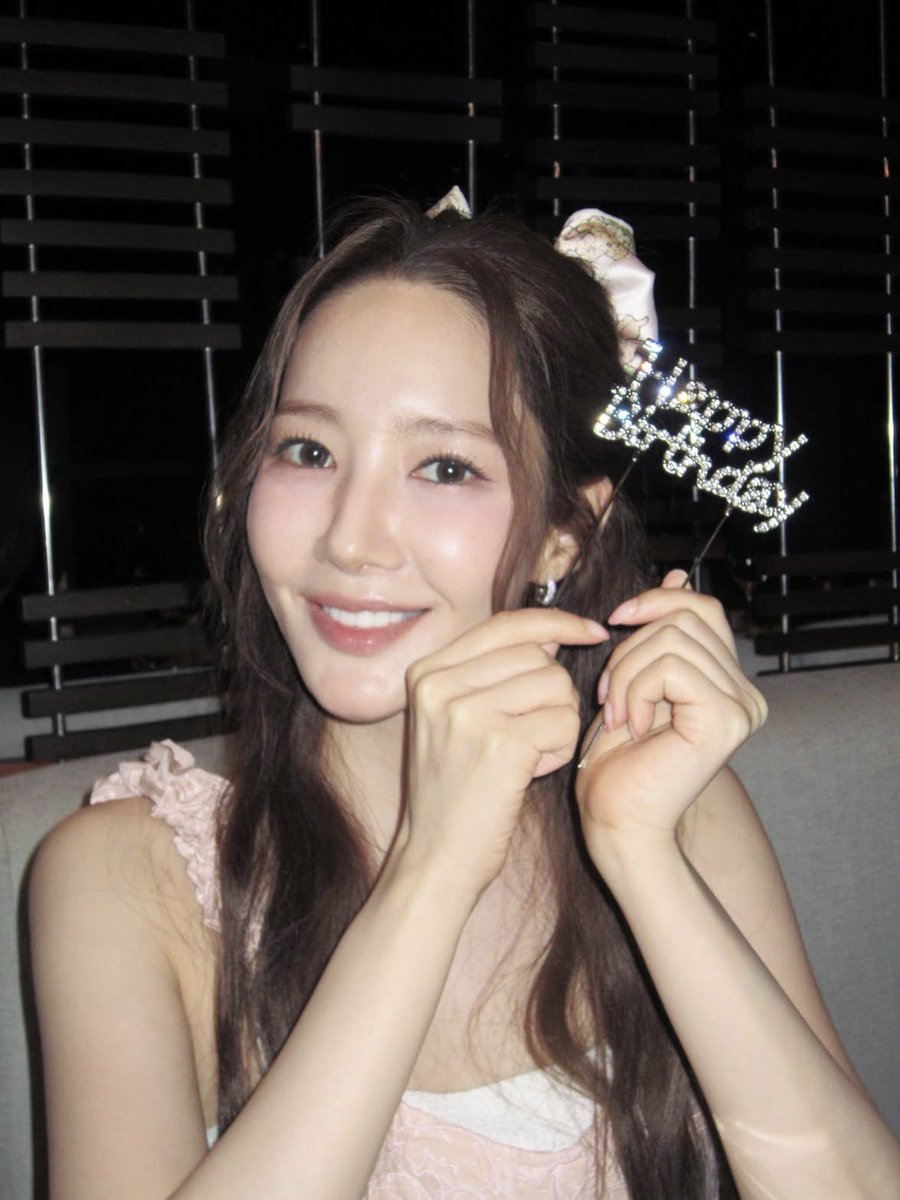 Happy Birthday, minyoung! 🎉✨
I hope this day is as beautiful, graceful, and inspiring as you are. Your talent, elegance, and the way you bring characters to life truly mean so much to me. 
You inspire me more than you’ll ever know. #parkminyoung