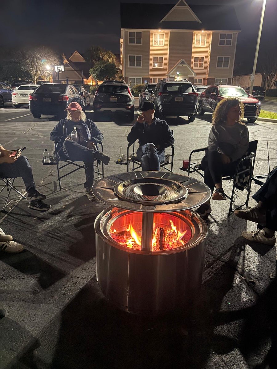 itsMrCross's tweet image. Scenes from #tourlife