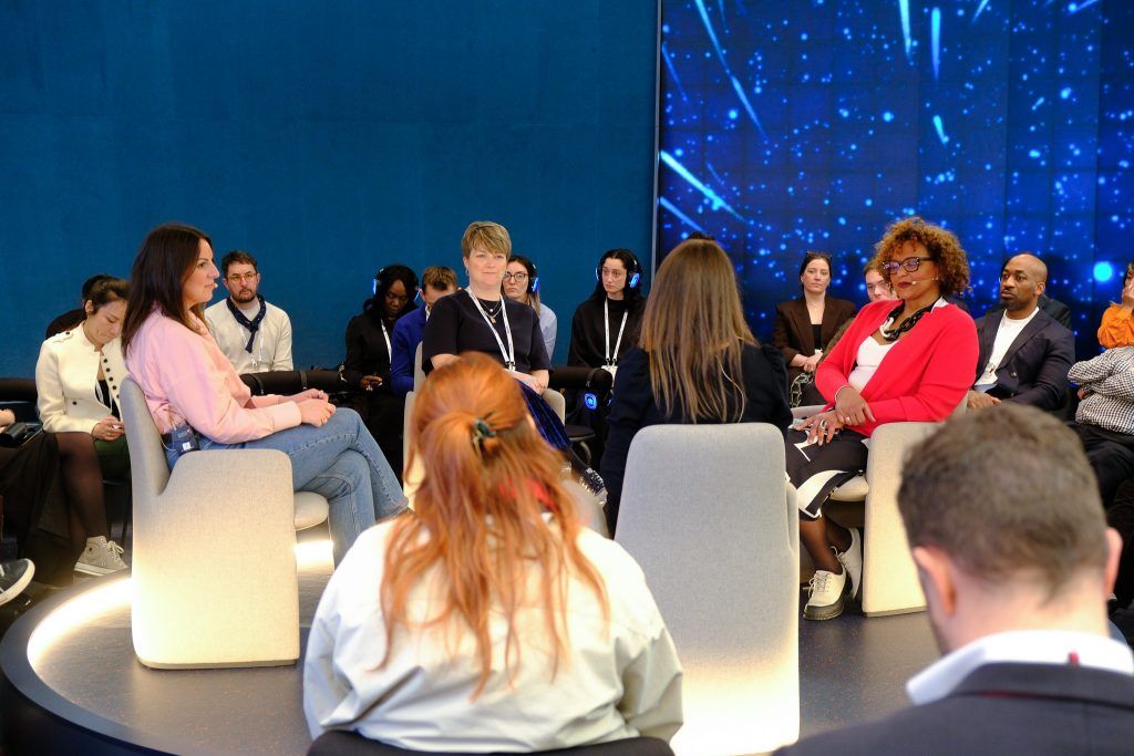 Workspace Design Show UK tweet media