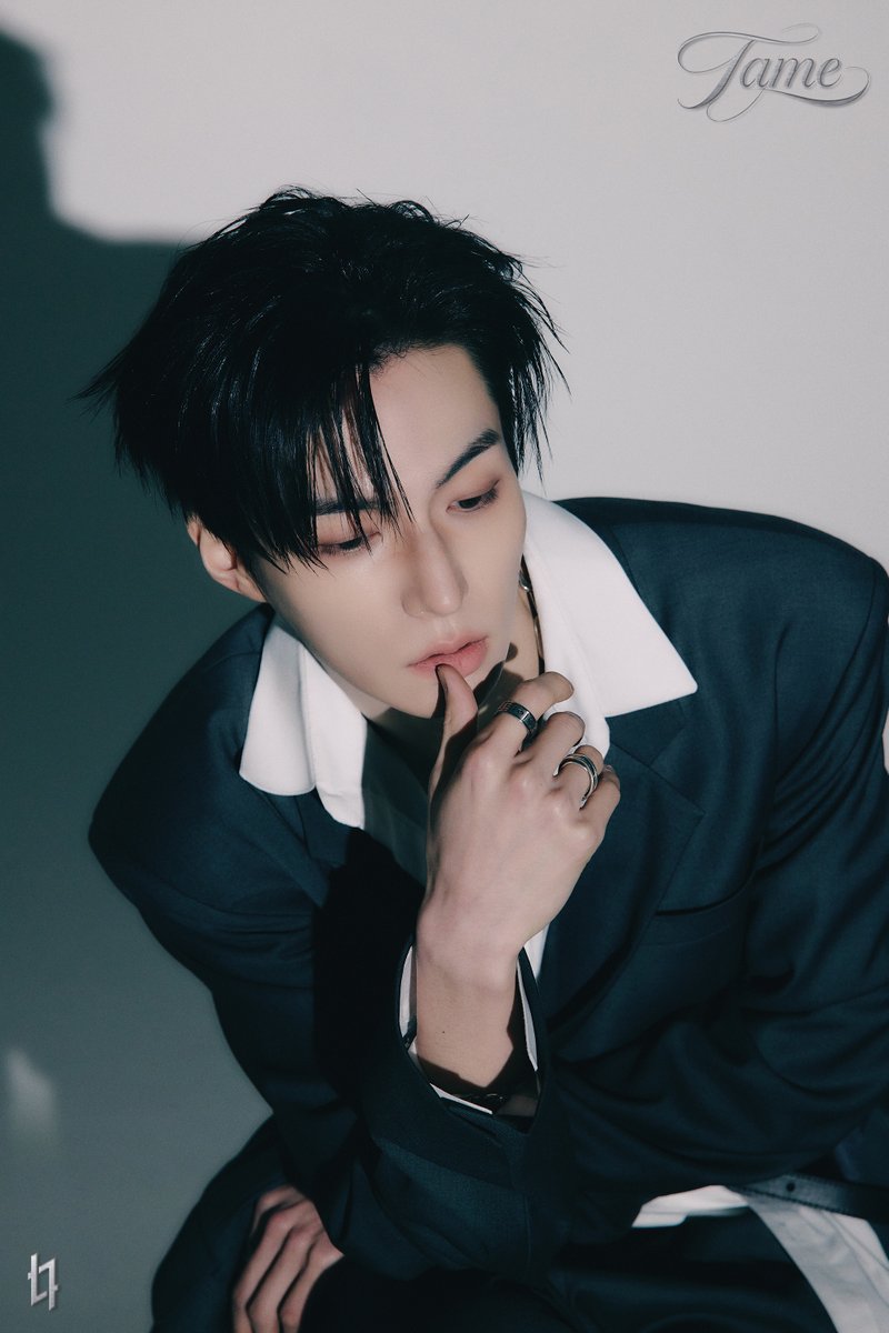 E'LAST(엘라스트) tweet media