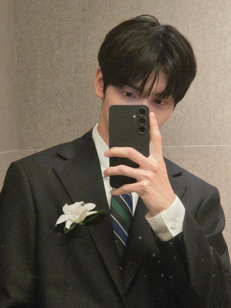 빵 tweet media