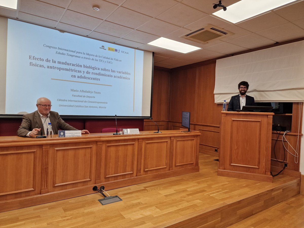 UCAM Universidad tweet media