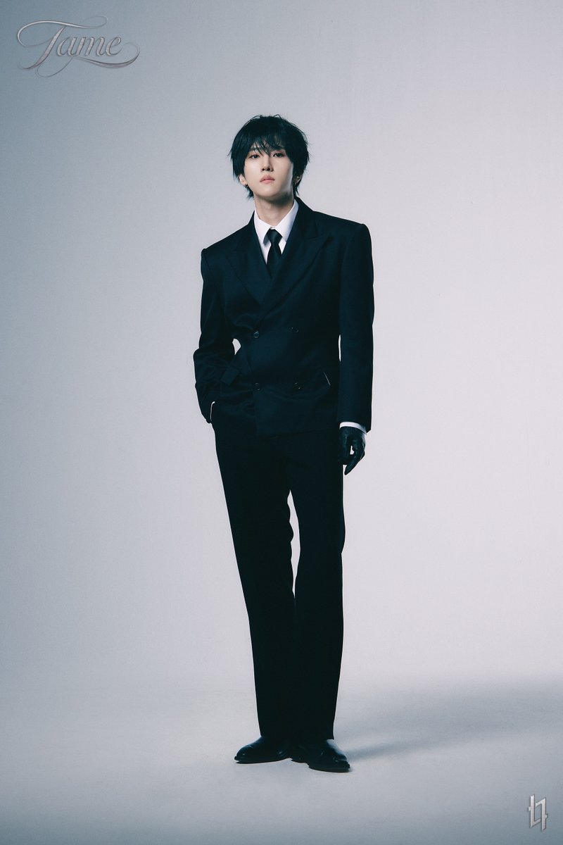 E'LAST(엘라스트) tweet media