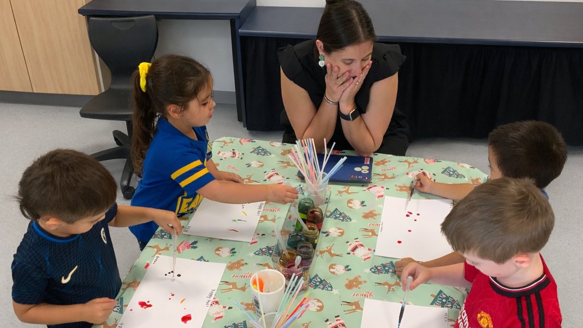 InfantJesus54's tweet image. Today the Kindy children created their own explosions of colour on paper in recognition of current festivities around the world in celebration of Holi which ties in with the class learning about families and where their families come from! #ExpectGreatThings #ConnectedLearners