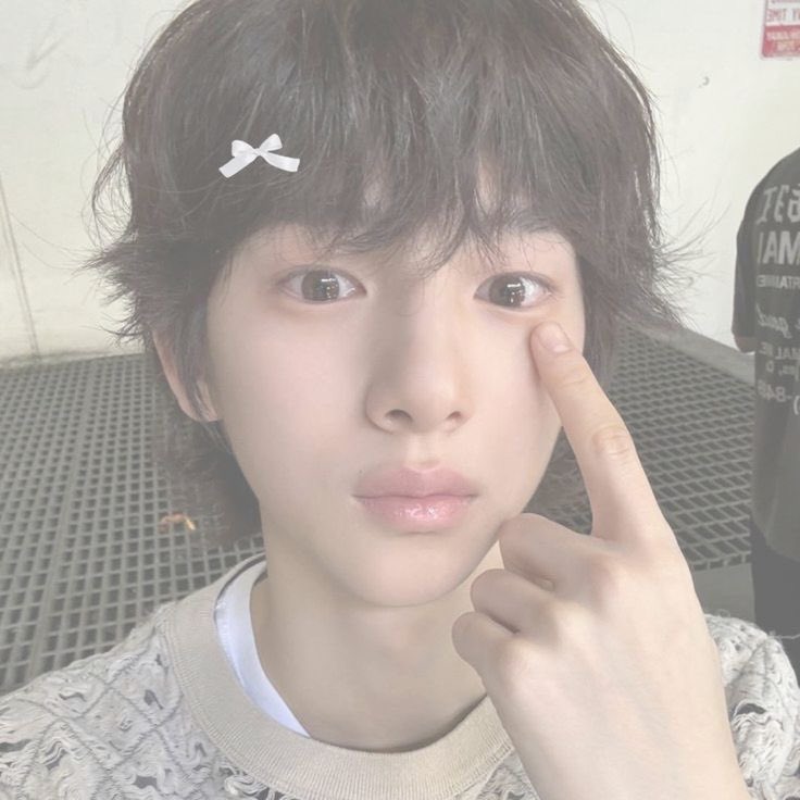 Dollescentqv's tweet image. —﹙🪽🧁﹚⑅   #girlytwt #kpoptwt #moothunt | lene   ♡   ₊ 
     ✦   🩰   ،   she ノ her   :  🧷
  💭   ∿     ˚₊·—  010 ˚.༘ ·
monthly  moot  hunt 🐰

#skzstay ifb ᢉ𐭩 
               #atiny #coer ♡/↻ to be moots!!