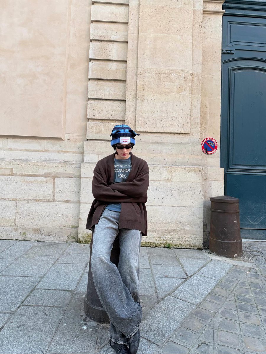 __opywpy__'s tweet photo. Win IG

Just an easy day

WIN JOURNEYS TO PFW26
#AcneStudiosxWinMetawin
#AcneStudiosFW26 #AcneStudios
#winmetawin https://t.co/L4vl2gzyAE
