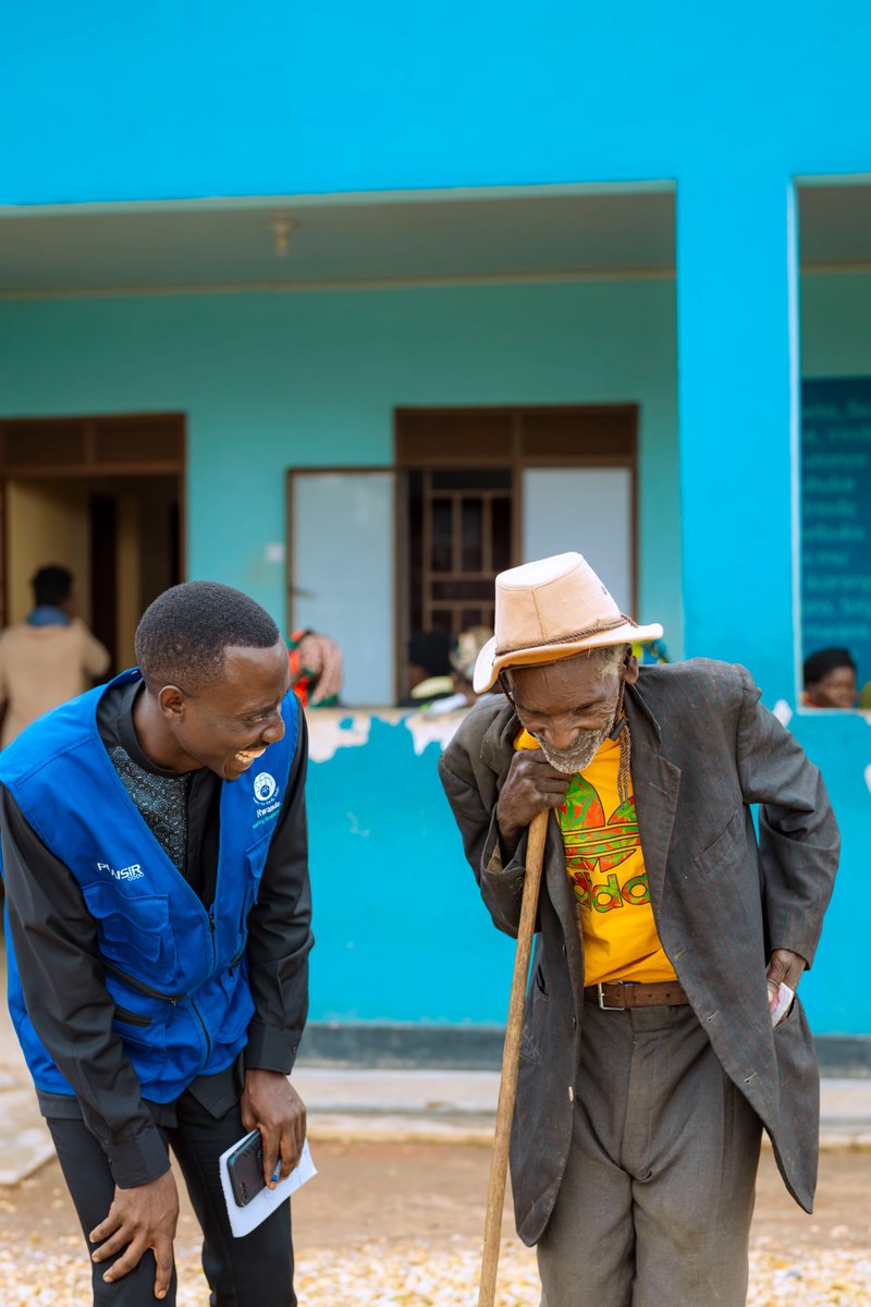 sfhRwanda's tweet photo. 🏥 350 community #healthposts.
🎯 Less than 30-minute walk to access care.
💪🏾 One stronger health system.
✅This is last-mile #healthcare in action. Because healthcare should start where people live. https://t.co/kshkQUjEuw