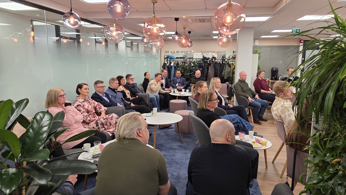 Akira Ropo tweet media