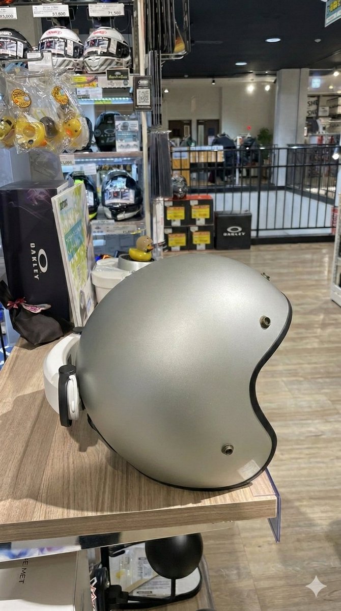 naps_tokai's tweet photo. ナップス春日井店に話題の #addSound 試聴機が到着!🏍️🎧
https://t.co/xO774LFP9I
ヘルメットがスピーカーに化ける新感覚✨
✅耳を塞がないから長時間でも痛くない
✅周囲の音が聞こえて安全
✅メットを叩くだけの直感操作
自分のメットで試聴OK!音に包まれる感覚!
NAPS春日井店でお試し可能です! https://t.co/lZbuBYPjVk