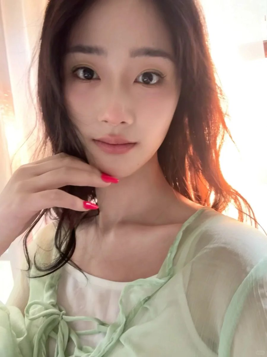 randomtributs's tweet photo. 最近都在看打仗，没看美女。 https://t.co/dvdGC2klRJ