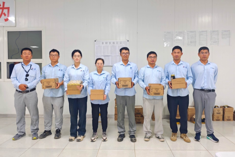 TIEJUN_SAUDI's tweet photo. 🎊 Rabigh 4 IWP shared Spring Festival care packages with frontline employees—bringing warmth, appreciation, and unity to teams working overseas during the holiday.
#Rabigh4 #SpringFestival #EmployeeCare #PeopleFirst #EPC #SaudiArabia #TeamSpirit #OverseasProjects https://t.co/ZUfOWZzPFM