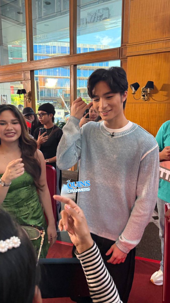 It’s already five pm

ARTISTAMBAYAN WED JOAQUIN