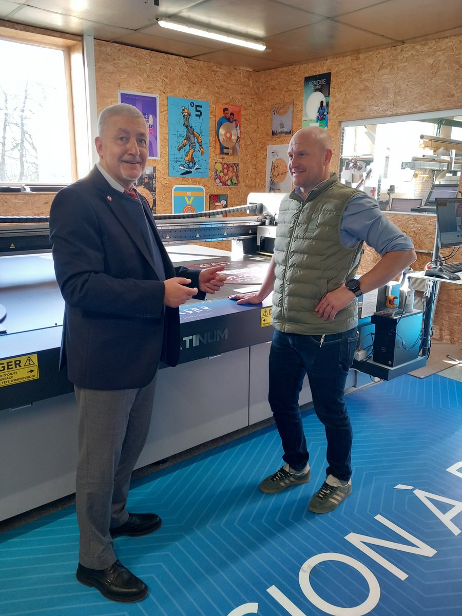 Image de Préfet de la Moselle - #entreprises 👨🏭 I Wassim Kamel, sous-préfet de Sarreguemines, en visite chez SG Laser
Mardi 3 ma