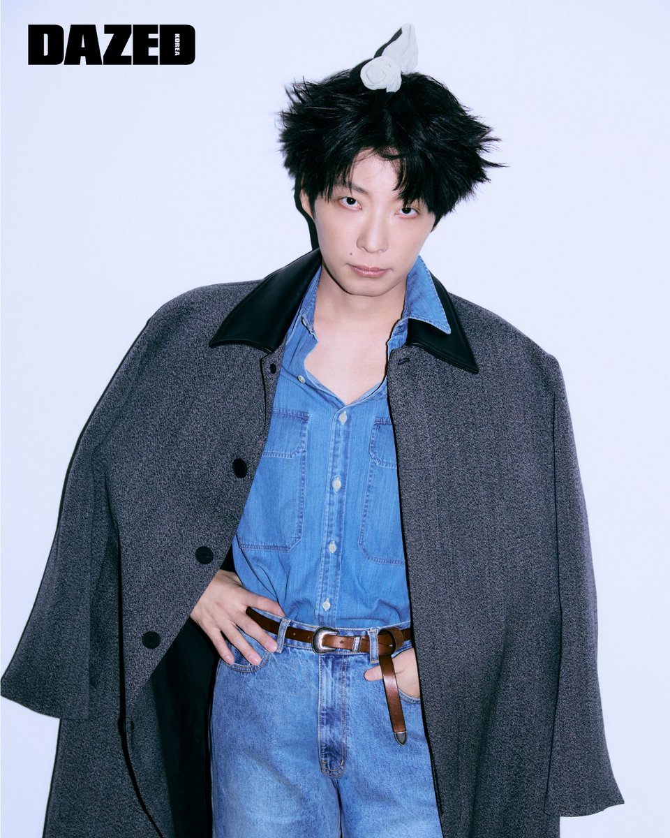 DazedKorea's tweet photo. HELL &amp; COMEDY

#genhoshino

호시노 겐에게 죽음과 코미디를 물었다. 그는 웃음, 그리고 죽음을 아는 것은 인간 뿐이지 않겠냐고 답한다. 호시노 겐 안에서 두 조화가 자연스럽다. 

text BARON
fashion KIM
photography LESS
art JUNO
hair KWON DOYEON
make-up PARK CHAKYUNG
assistant TORI https://t.co/y5gwZ4ryTf