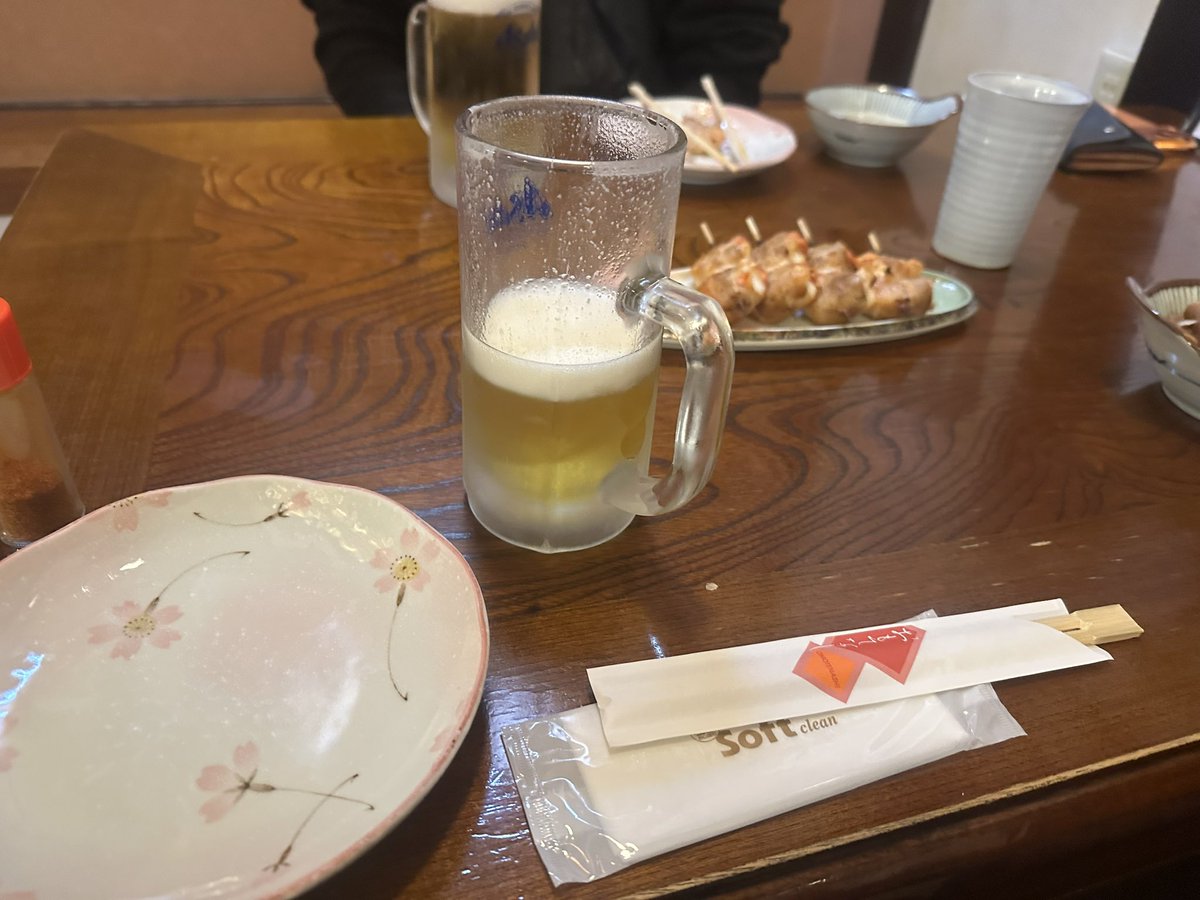 Rikudo128's tweet photo. 久しぶりの焼き鳥いいね https://t.co/QUdio0HehX