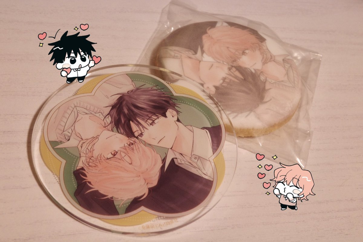 グラッテさんのアクリルコースターとクッキーいただきました