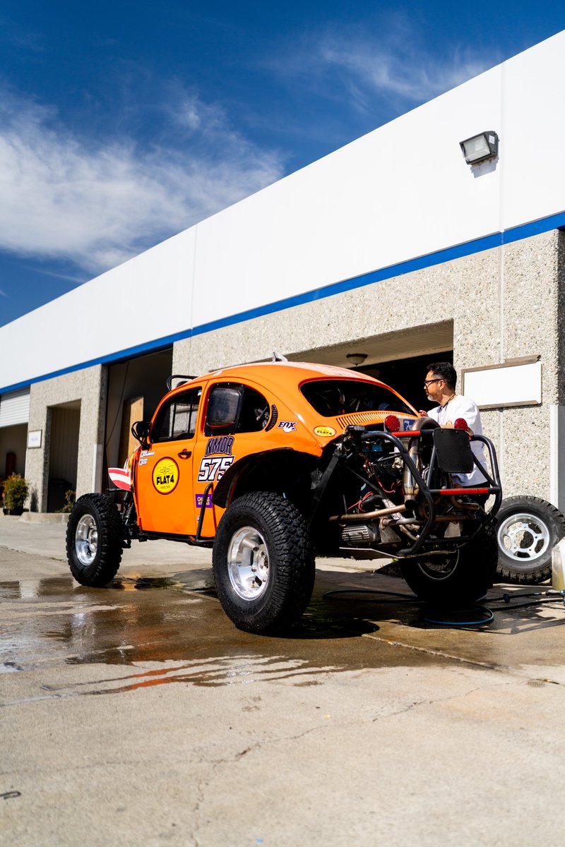 TOKYONÜR tweet media