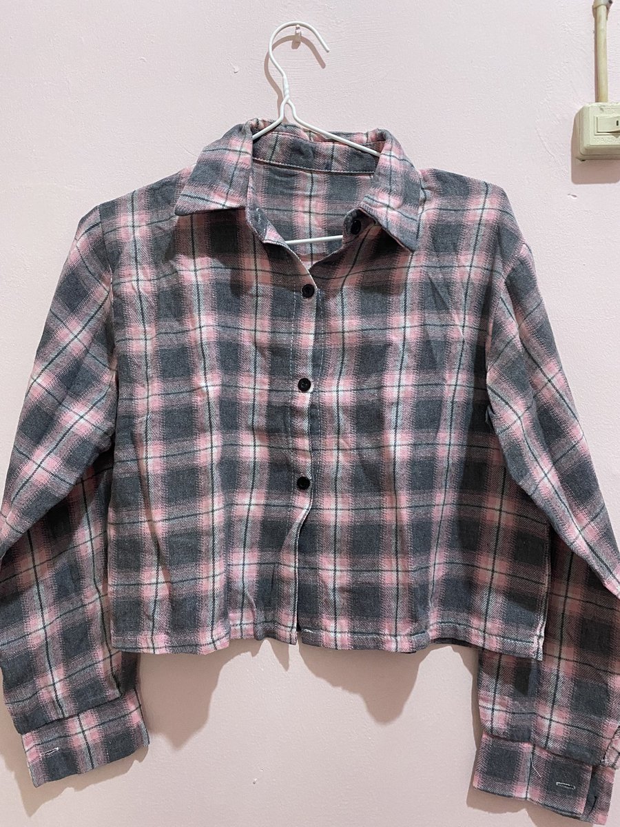 prelovedby_cc tweet media