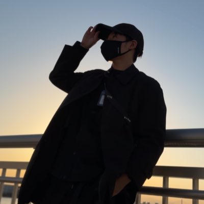 #新しいプロフィール画像

今日からポスト再開します🙇‍♂️