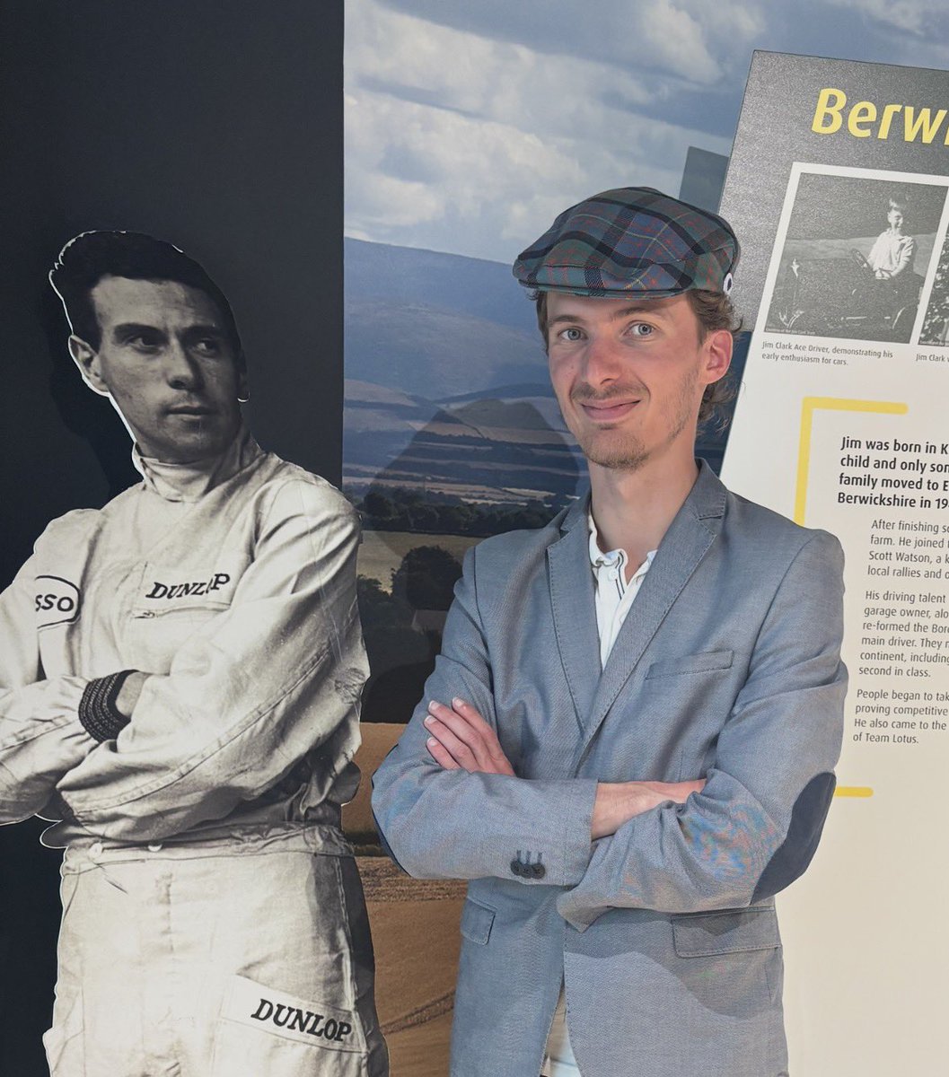 ulyssedelsaux10's tweet photo. Happy Birthday Jim Clark ! 🏴🎉🎊🎁🎈🎂
Today, you would have turned 90 🙏🏻
Your style, humility and speed remain a true reference
A legend never ages : it inspires 🏎️💨
#JimClark #JimClarkTrust #F1 #Formula1 #F1classic #F1legend #F1history #Motorsport @JimClarkTrust https://t.co/6lS3Q20lhv