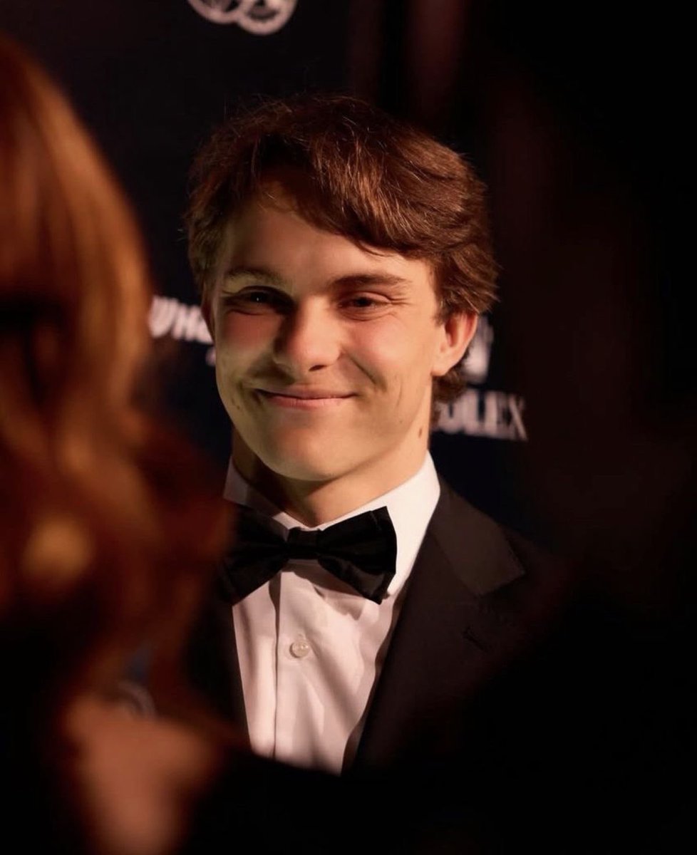 daily oscar tweet media