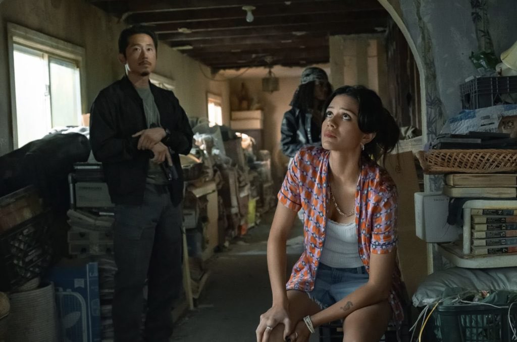 BllMathis's tweet image. En plus de réaliser le fantasme de réunir après une éternité les bros Ben Affleck et Matt Damon à l’écran, #TheRip est un thriller à suspense bien troussé, en tout cas bien plus qu’il est un actioner. Carnahan déjoue et se place là où on ne l’attend pas et dieu que ça fonctionne.